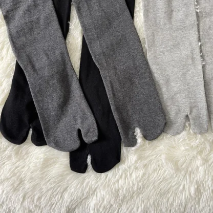 Comfy Split Toe Socks - Image 6