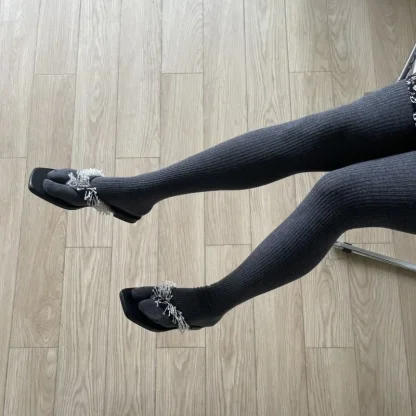 Solid Color Split Toe Socks - Image 2