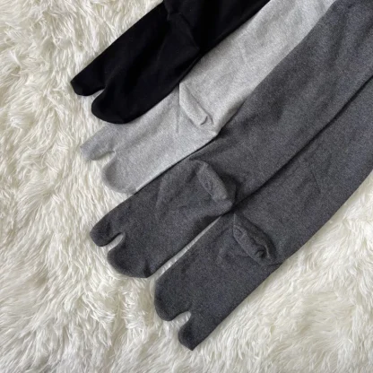 Comfy Split Toe Socks - Image 7