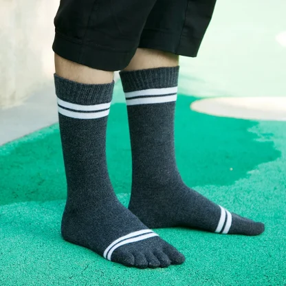 Striped Large Toe Socks