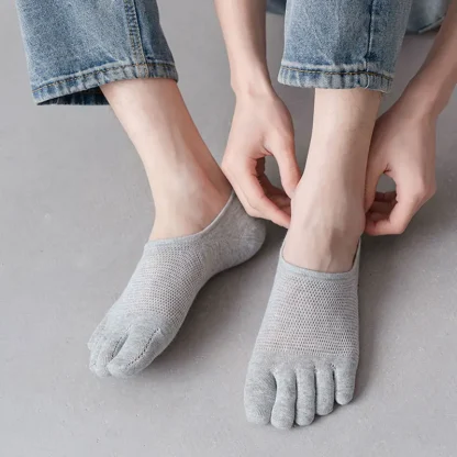 Solid Color Comfy Toe Socks