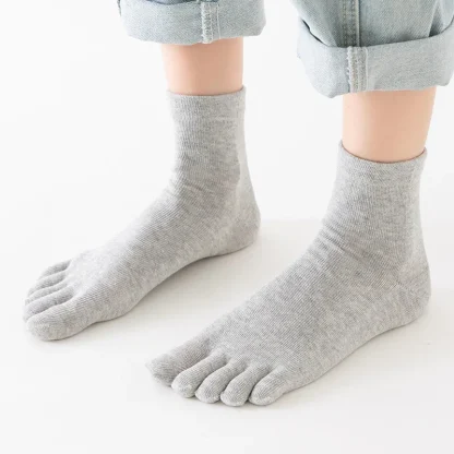 Plain Color Breathable Toe Socks - Image 2