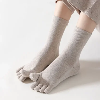 Mid Calf Plain Comfy Toe Socks