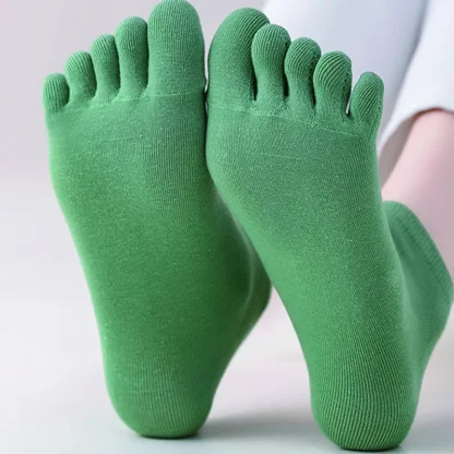 Solid Color Breathable Toe Socks - Image 2