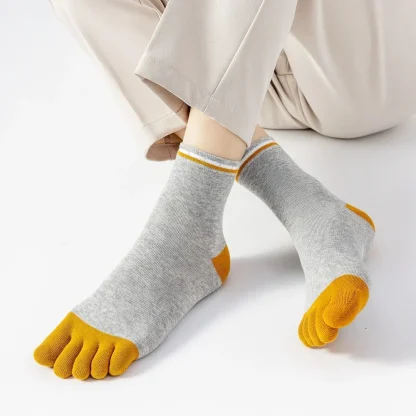 Comfy Stripe Ankle Toe Socks - Image 5