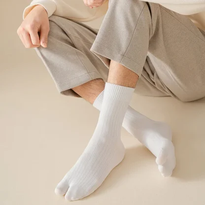 Comfy Plain Color Split Toe Socks - Image 6