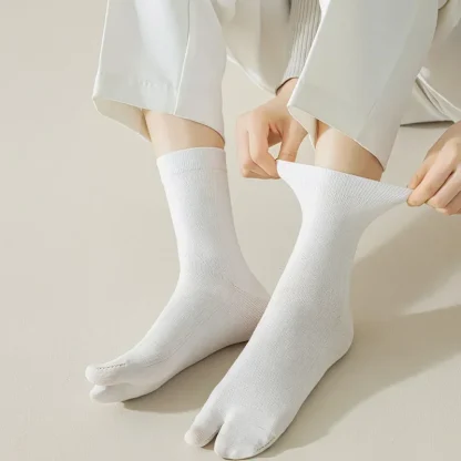 Comfy Plain Color Split Toe Socks - Image 2